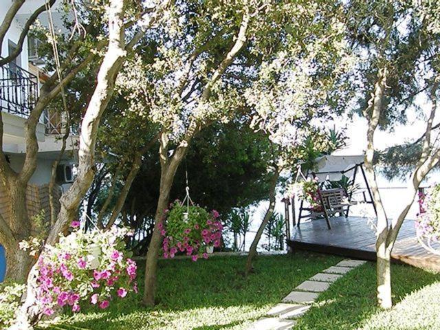 Tzeni Villa Lygia  Exteriör bild