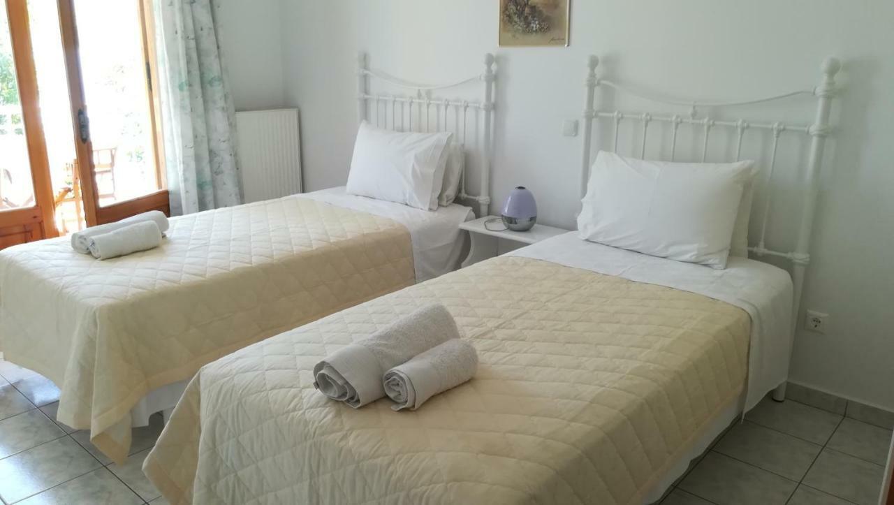 Tzeni Villa Lygia  Exteriör bild